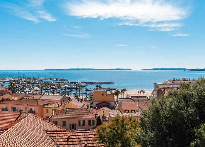 Superbe Vue Mer, Climatisee, Proche Plage, Parking, Animaux Acceptes - Fr-1-816-23 Le Lavandou